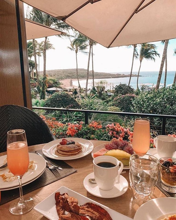 2. Завтрак на Гавайях