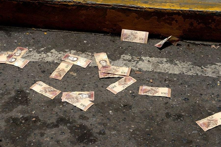 venezuela'da asgari ücrete yüzde 300 zam: aylık gelir 5 tl'den 20 tl'ye  çıktı