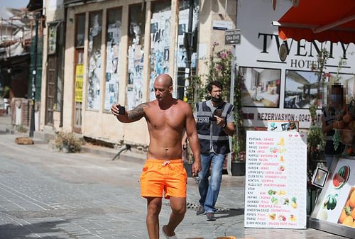 Kadın Polise Ahlaksız Teklifte Bulunan Turist Gözaltına Alındı