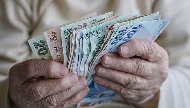 Emekli Bayram İkramiyesi Ne Zaman Yatacak?