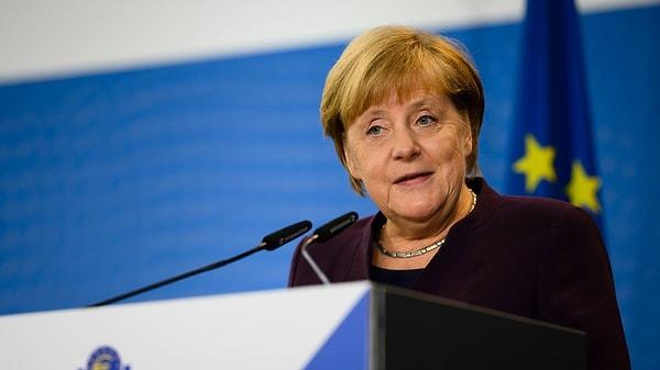 Biliyorsunuz ki Angela Merkel 2005 yılında Almanya başbakanı seçilmişti, öncesinde ise Kuantum kimyageriydi.