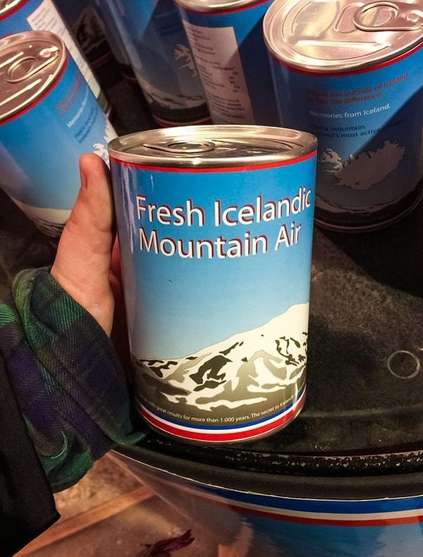 10. Hediyelik eşya dükkanlarında kutularda satılan İzlanda havası bulabilirsiniz. 😂
