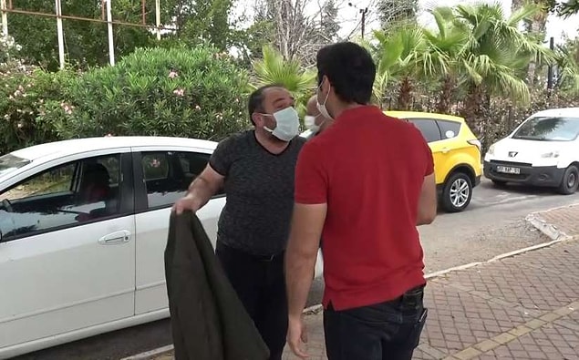 Antalya’da sokağa çıkma kısıtlamasını ihlal ederek uygulama noktasına ticari taksi ile gelen 2 kişiye kısıtlamayı ihlalden 6 bin liralık ceza makbuzu düzenlendi.