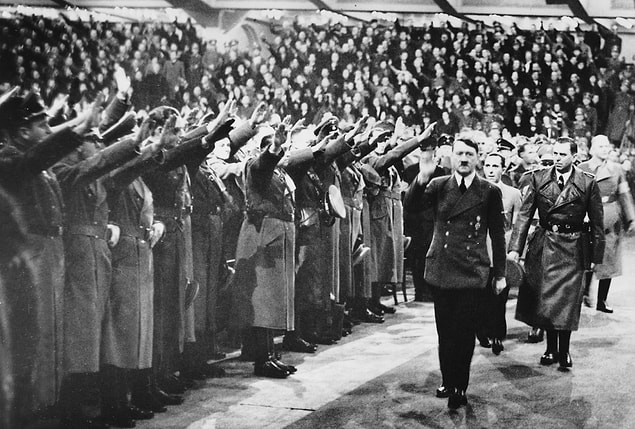 Zaferi selamlamayan adam: August Landmesser