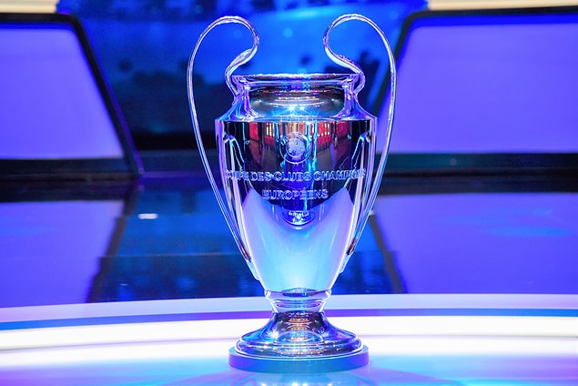 UEFA Şampiyonlar Ligi'nde 2020-2021 sezonu finali, 29 Mayıs Cumartesi günü Atatürk Olimpiyat Stadı'nda oynanacak.