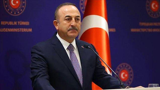 Turizm Bakanı'nın turistlere ayrıcalık tanıması daha gündemden düşmemişken bir çıkış da Dışişleri Bakanı Mevlüt Çavuşoğlu'ndan geldi.