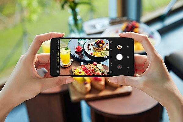 2. Boş boş Instagram'da takılmak yerine mobil fotoğrafçılıkta kendinizi geliştirip like sayınızı arttırabilirsiniz.