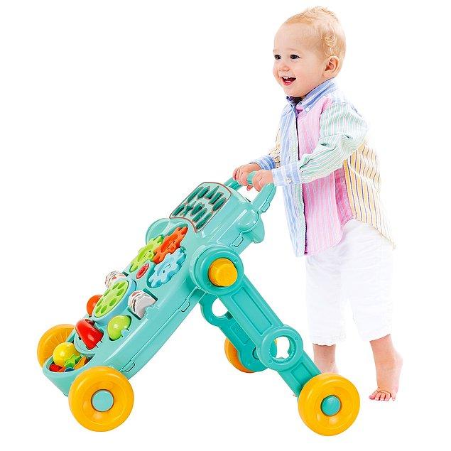 15. Zeka oyunlu ve çoklu kullanım özelliği ile çocuklarınızın ilk adımlarını eğlenceli hale getiren bir ilk adım arabası.