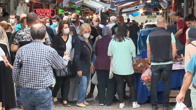 Bursa Tuz Pazarı’ndaki yoğunluk 👇