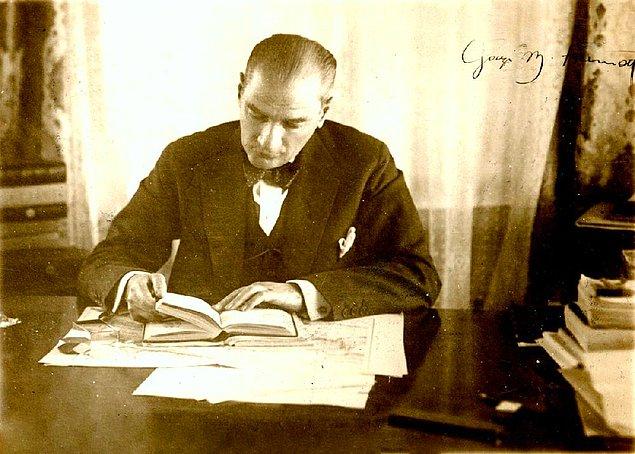 15. Atatürk'ün başucundan hiç ayırmadığı tek kitap Reşat Nuri Güntekin'in Çalıkuşu'ydu.