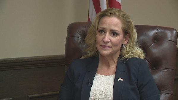 Arkansas başsavcısı Leslie Rutledge, Perşembe günü yaptığı açıklamada yeni gelişmelerin davanın seyrini etkilenmediğini söyledi.