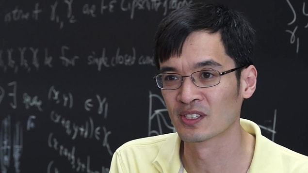 7. Terence Tao - 220-230 IQ