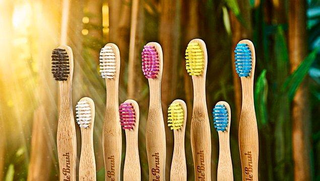 5. Bambu diş fırçası kullanmak, plastiksiz yaşam için önemli bir adım.