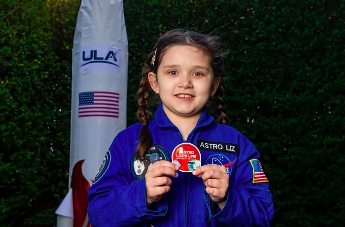 7-летняя Элизабет станет первым ребенком, отправившим предмет на Луну