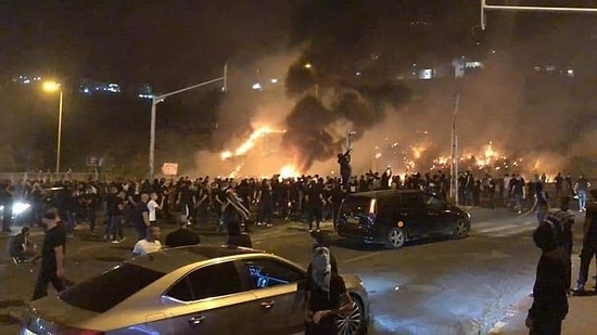 İsrail'de Sokaklar Savaş Alanına Döndü