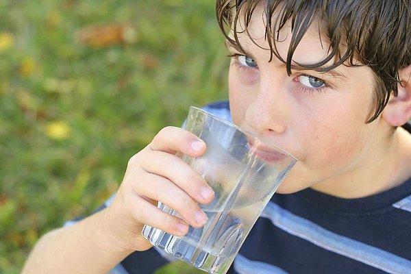 5. Terliyken soğuk su içmek hasta eder.