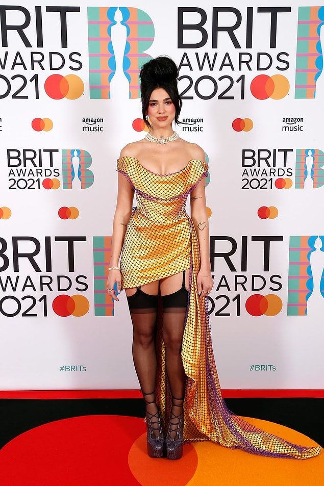 1. Dua Lipa