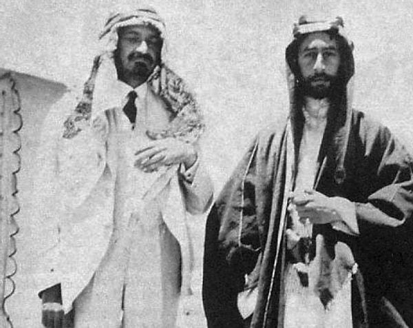 1907 -  Siyonist lider Haim Weizmann Azriel sonrasında  Irak Kralı olan Faysal bin Hüseyin ile beraber ilk kez Filistin'i ziyaret etti.