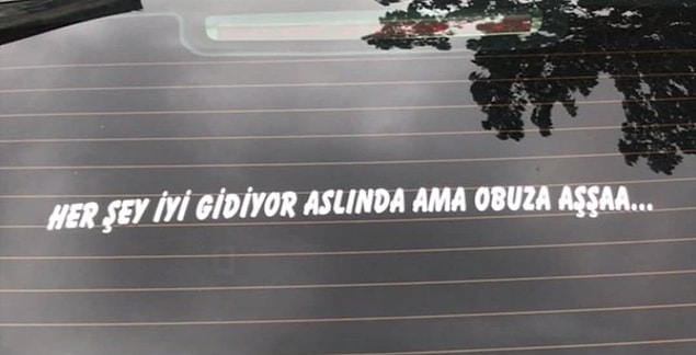 3. Aslında kötü bir şeyler oluyor diyor da biz anlayamıyoruz.