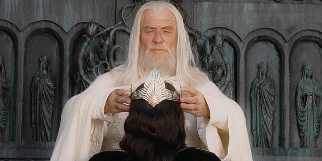 1 Mayıs'ta Gondor Tacını Aragorn’a takdim eder.  22 Temmuz'da Gandalf’la birlikte diğer Yüzük Kardeşliği üyeleri Minas Tirith’ten ayrılır. 30 Ekim günü yanındaki dört hobbiti ülkelerini Saruman ve onun kötü insanlarından kurtarmaları için gönderirken, kendisi uzun süredir konuşamadığı Tom Bombadil’in yanına gider.