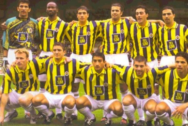 12. 2000-2001 sezonunun son haftasına rakibi Galatasaray'ın 3 puan önünde lider giren Fenerbahçe, 1-0 geriye düştüğü maçta Samsunspor'u 3-1 yenip şampiyon oldu.