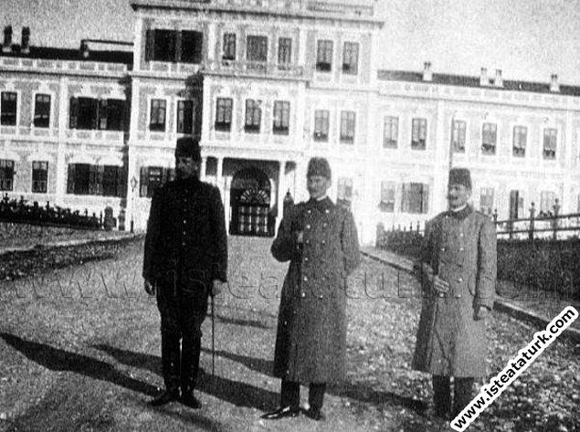 7 Kasım 1907, Atatürk Manastır'da.