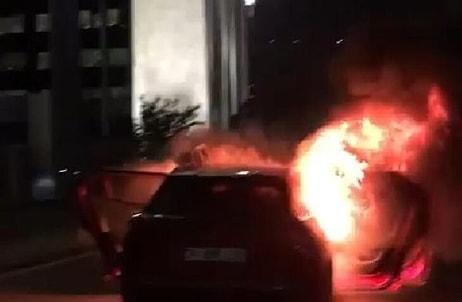 İsrail'i Protesto İçin İstanbul Başkonsolosluğu Önünde Otomobillerini Yaktılar