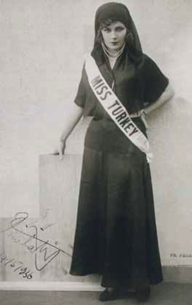 1. Feriha Tevfik (1929)