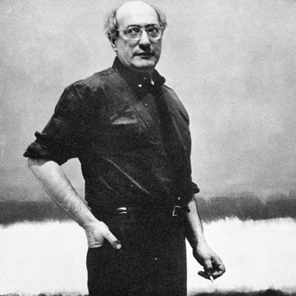 Sizleri Amerikalı ressam Mark Rothko ile tanıştıralım. Kendisi soyut ekspresyonizm akımının belki de en önemli temsilcilerinden biri.