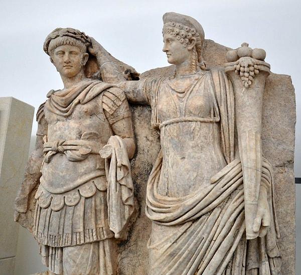15. Nero ve Agrippina (MS 1. yy.) /Aphrodisias Müzesi Aydın