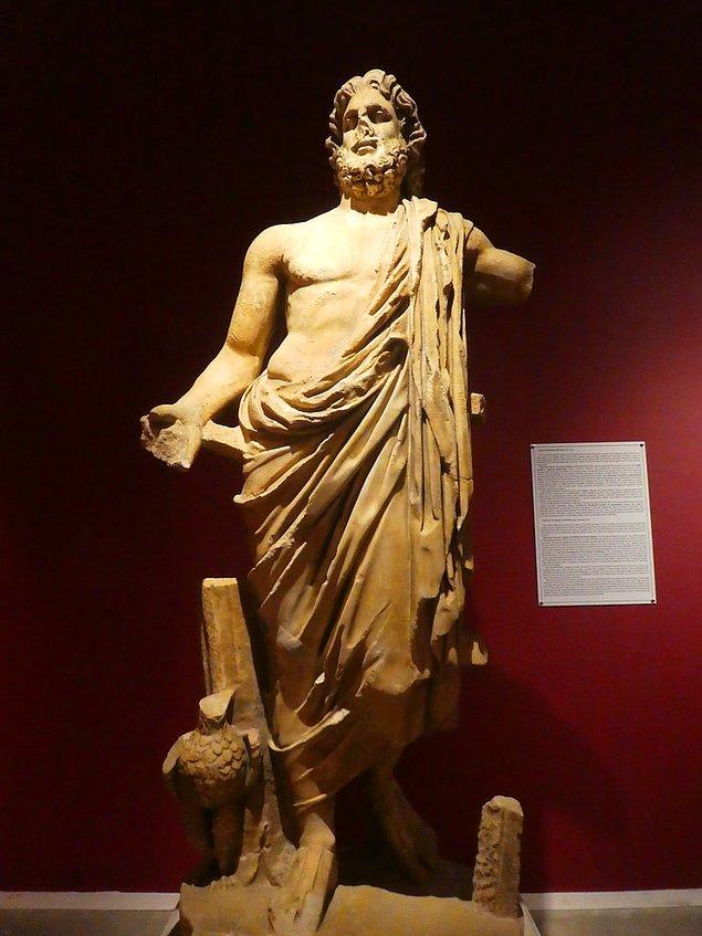 19. Zeus (MS 2. yy.) / Antalya Arkeoloji Müzesi