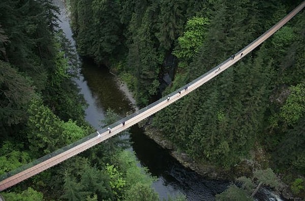 8. Capilano Asma Köprüsü - Kuzey Vancouver, Kanada