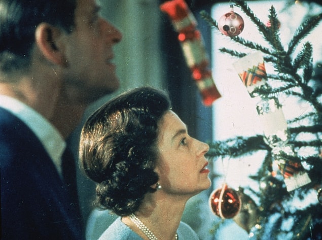 2. Noel sabahı hediyelerini açmak: