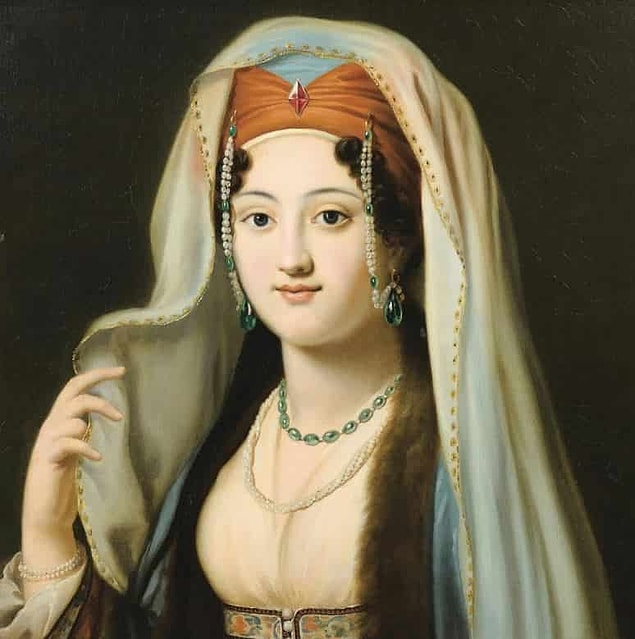 Şekerpare Hatun hareme cariye olmak için değil veznedar olmak için getirilmişti.