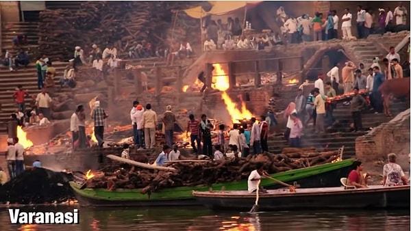 5. Hindular Varanasi'ye "cennetin kapısı" diyor ve insanların burada son nefesini vermesinin kutsal olduğuna inanıyorlar.