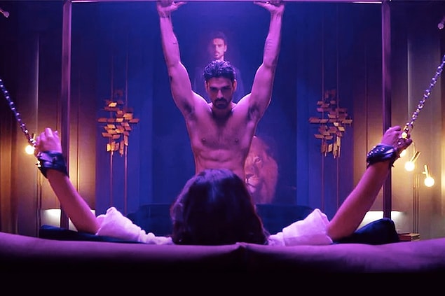 2. Netflix, 365 Days için 2 adet devam filmi hazırlıyor.
