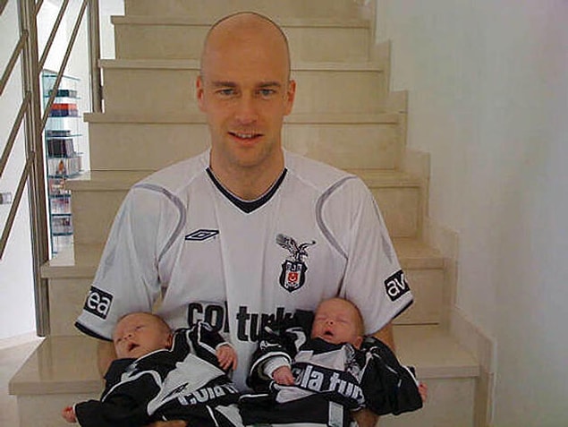 2008-2009 yılında Fabian Ernst ile başlayan gelenek, ilk şampiyonluğu getirmişti.