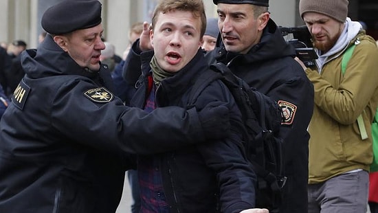 Sahte Bomba İhbarıyla Uçağı İndirttiler: Muhalif Gazeteci Belarus'ta Gözaltına Alındı