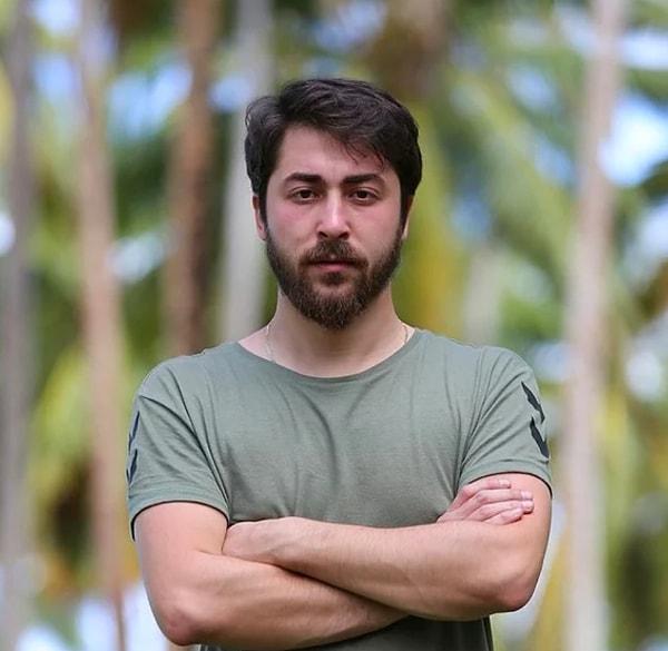 Survivor Türkiye’nin 2016 yılındaki yarışmacılarından biri olan Semih Öztürk’ü birçoğumuz tanıyoruz.