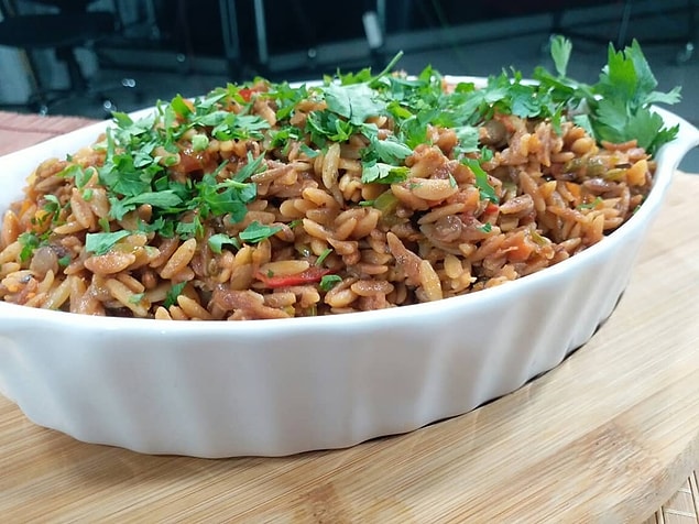 1. Mercimekli Şehriye Pilavı