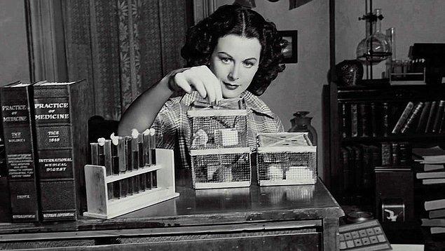 2. Hedy Lamarr
