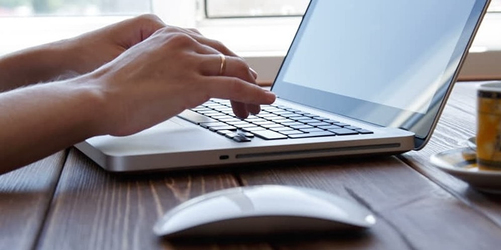 Günün Kaç Saatini Ekran Başında Geçirdiğini Tahmin Ediyoruz!