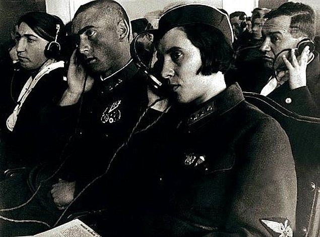 9. Leyla Elesger'in kızı Memmedbeyov (1909- 1989) Azerbaycan'da, Kafkasya'da ve aynı zamanda tüm Güney Avrupa ve Ortadoğu'da ilk kadın pilotdur.
