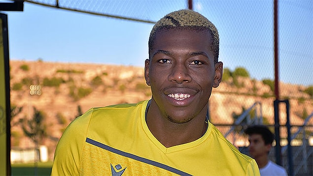 4. Teenage Hadebe ➡️ Houston Dynamo