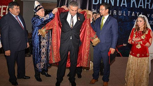 Kültür Bakanının katıldığı etkinlikte "Türk Hakanı" ödülü