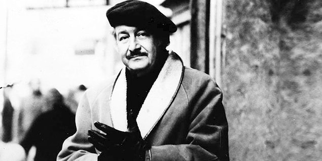 Haldun Taner, 29 Mayıs 1960'taki yazısında, "Bu milli birlik her şeyden önce hürriyetle beraber insan olma onuruna kavuşma sevincinden geliyor ve ifadesini orduya şükranda buluyor."