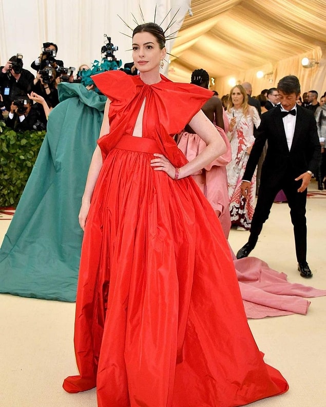 6. Anne Hathaway şöhretin onu oldukça uzun bir süre boyunca mahvettiğini söyledi.