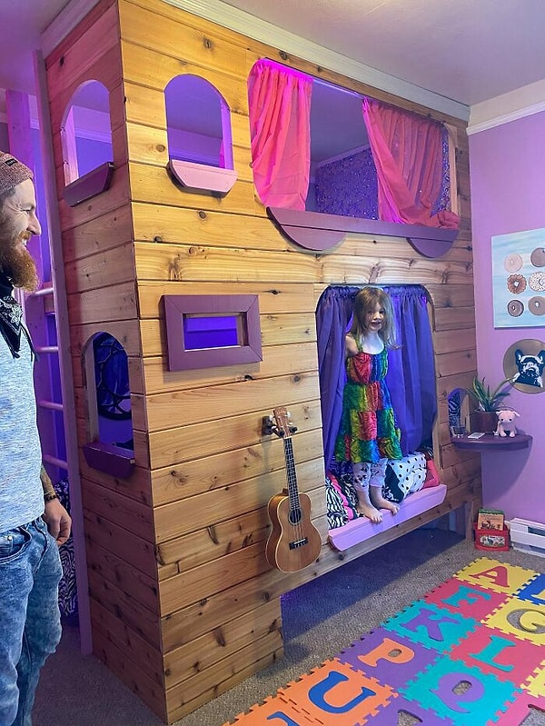 14. Двухъярусная кровать, которую я построил на 5-й день рождения дочери