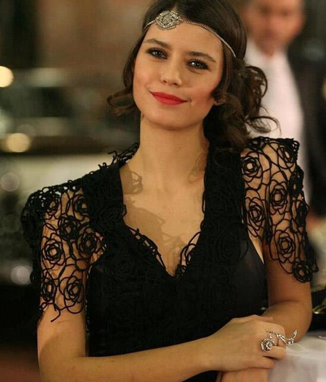 9. Bihter Ziyagil - Beren Saat