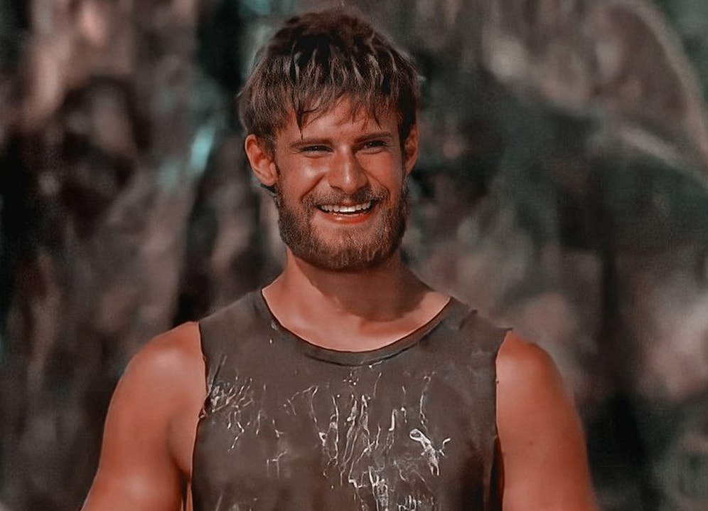 Survivor Batuhan Karacakaya’ya Kötü Haber! Ünlü İsmin Annesi Koronavirüse Yakalandı